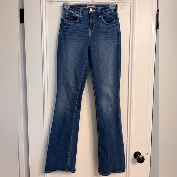 L’AGENCE HIGH RISE FLARE JEANS 💙 - Picture 2 of 5